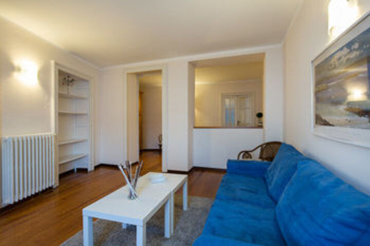 Room 142 of 450