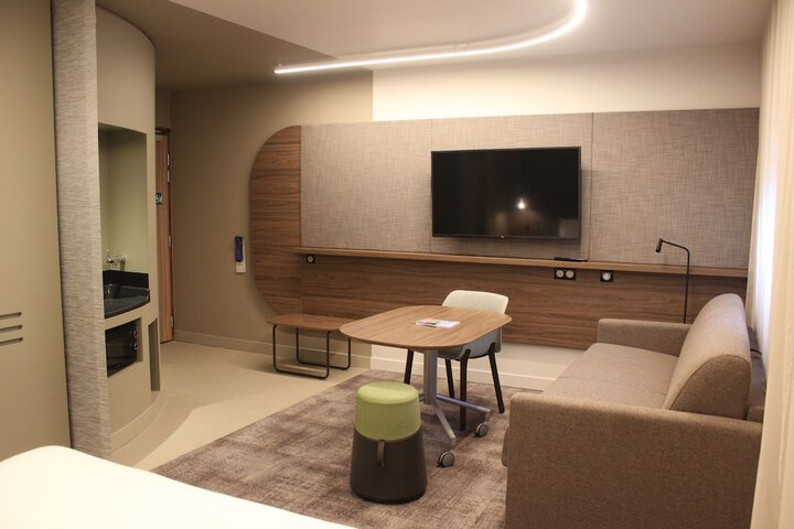 Room 61 of 111