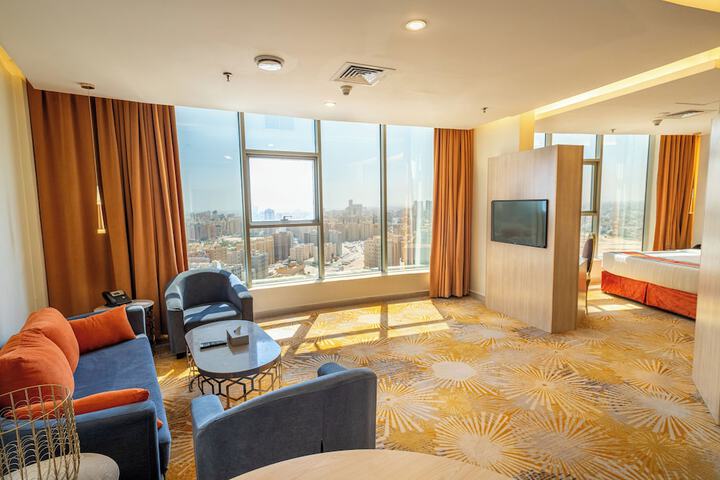 Room 34 of 54