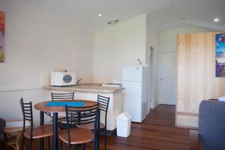 Room 8 of 13