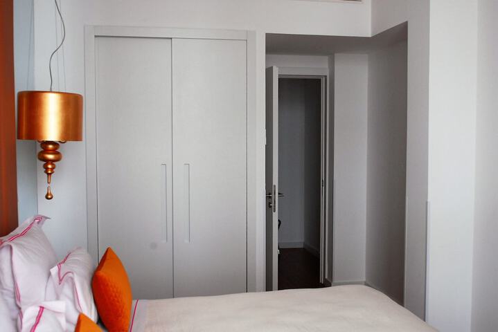 Room 35 of 88