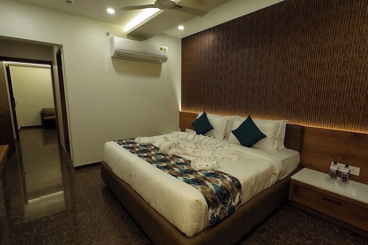 Room 14 of 87