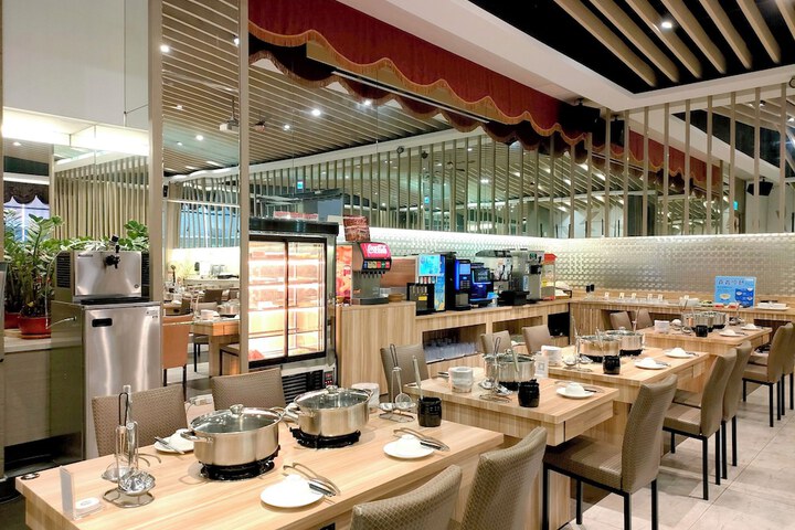 Dining 56 of 67