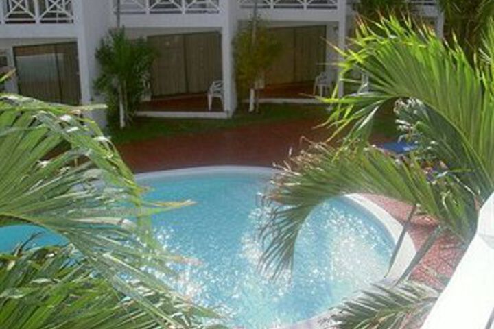 Pool 64 of 76