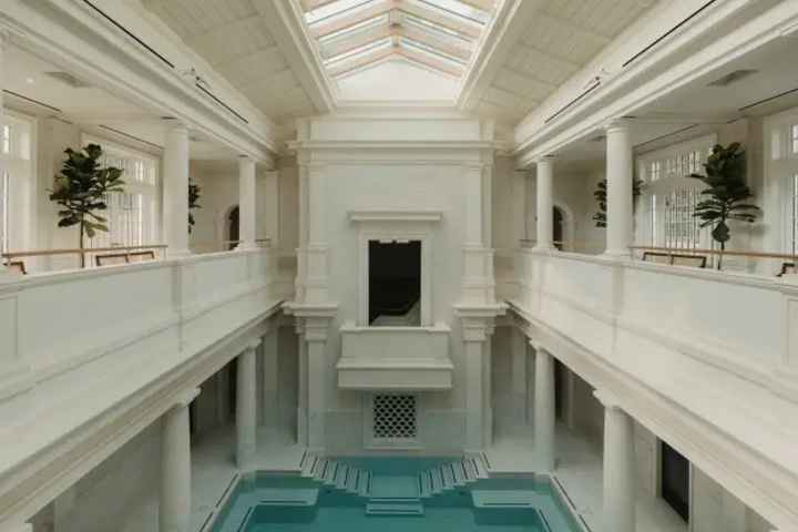 Pool 2 of 4