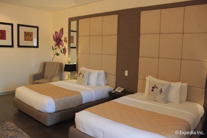 Room 10 of 49