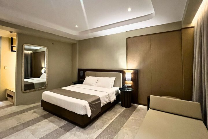 Room 38 of 119