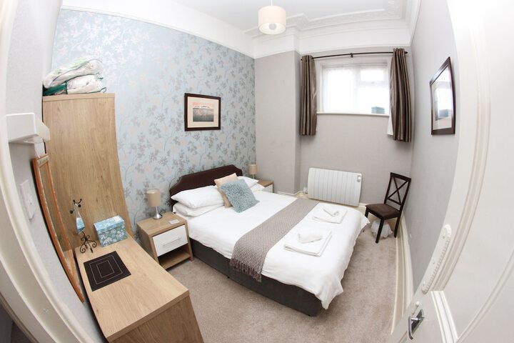 Room 17 of 113