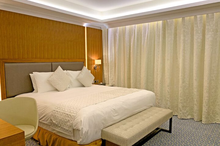 Room 20 of 83