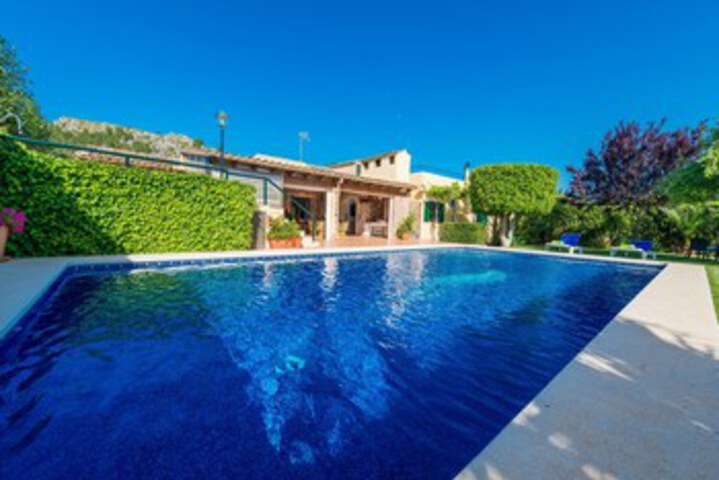 Pool 23 of 49