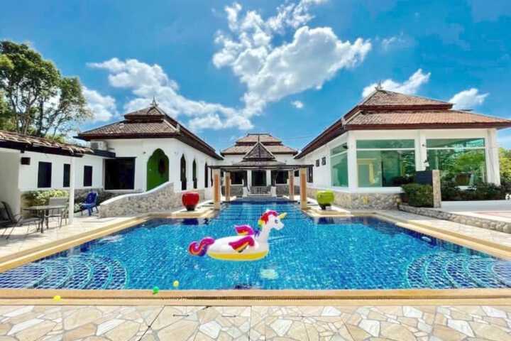 Pool 64 of 85