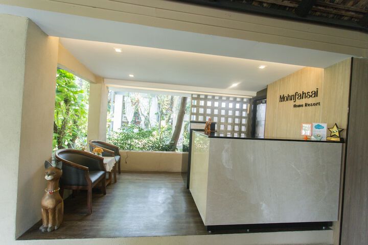 Hotel Interior 4 of 73