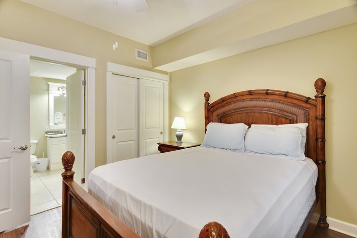 Room 29 of 308