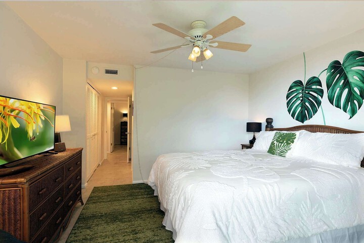 Room 7 of 43