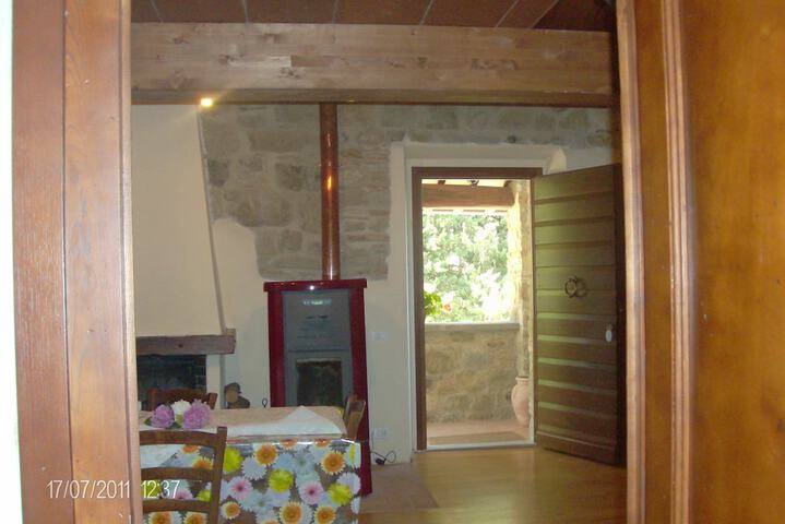 Room 16 of 75