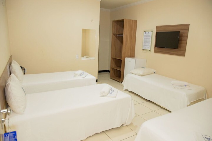 Room 2 of 19