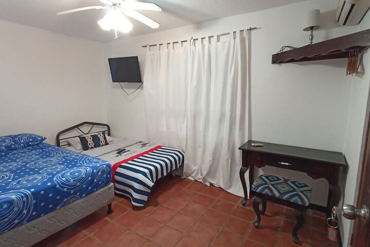 Room 5 of 28
