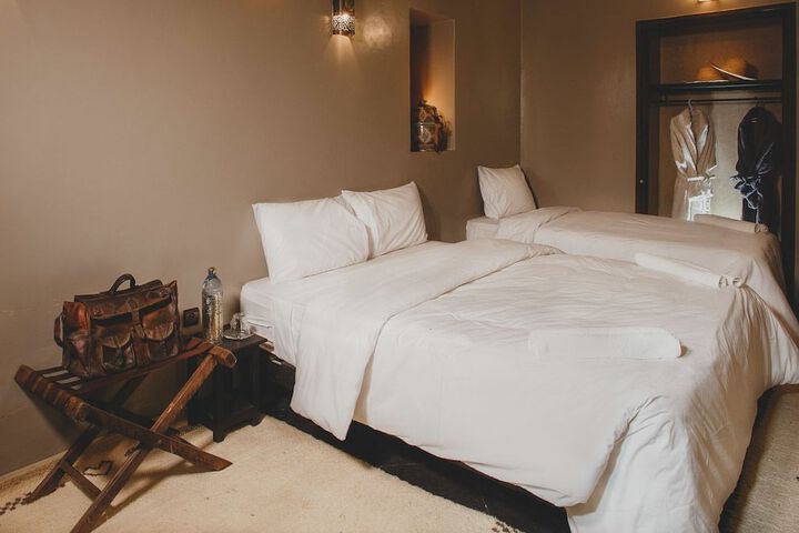 Room 3 of 21