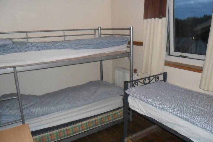 Room 8 of 23