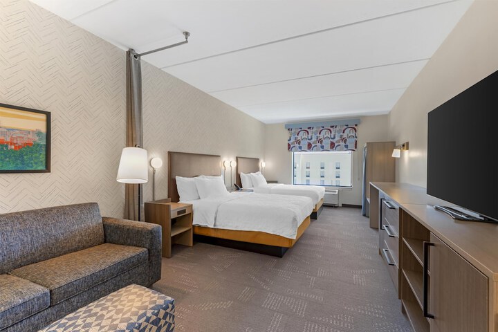 Room 15 of 40