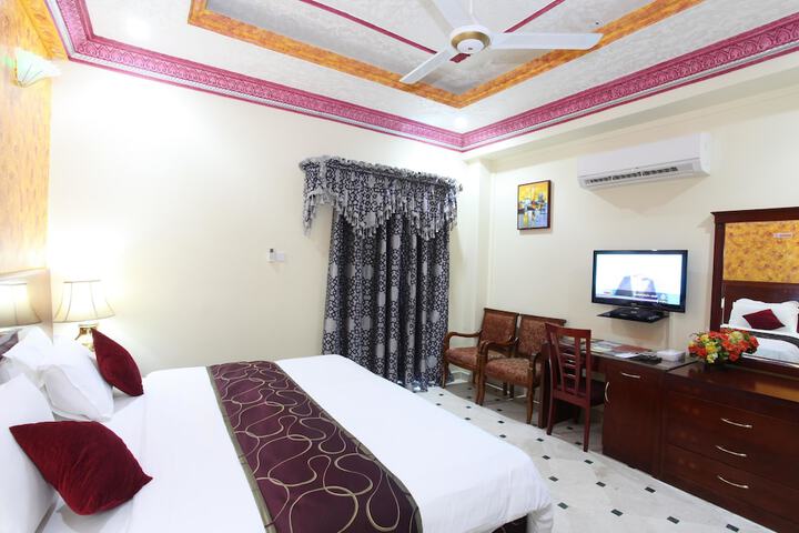 Room 5 of 55