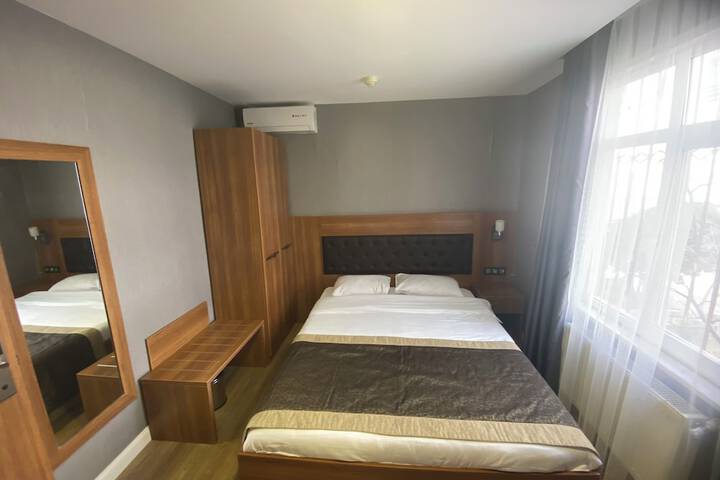 Room 16 of 59