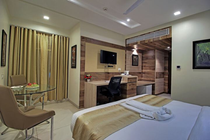 Room 10 of 67
