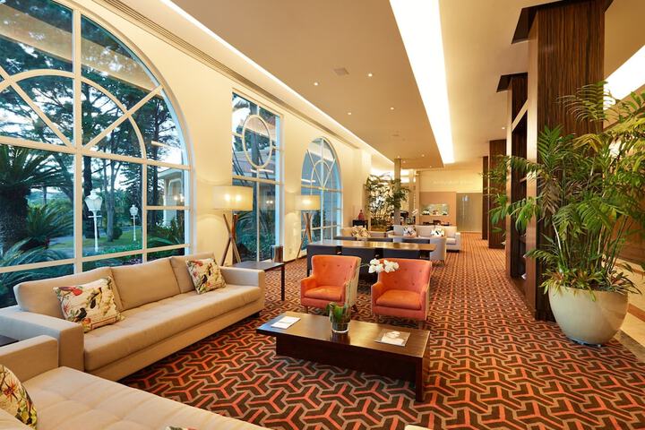 Guest Lobby