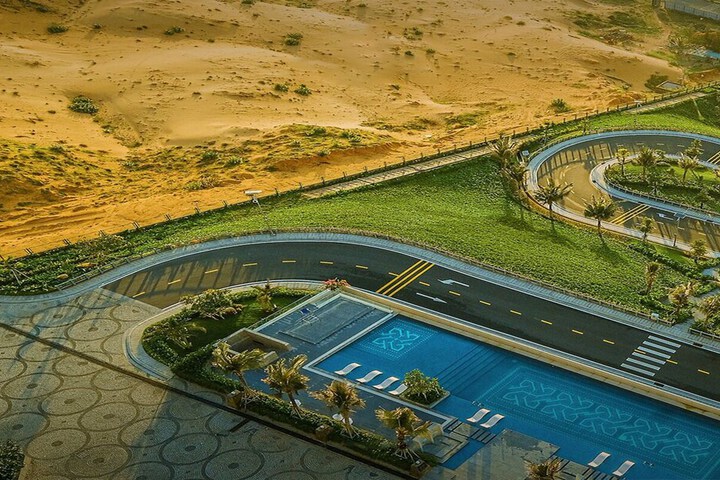 Pool 80 of 130