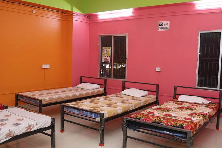 Room 41 of 61