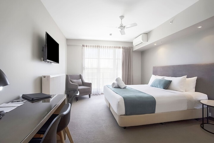Room 7 of 160