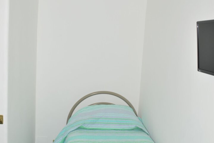 Room 17 of 75