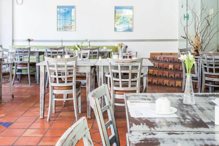Dining Photos