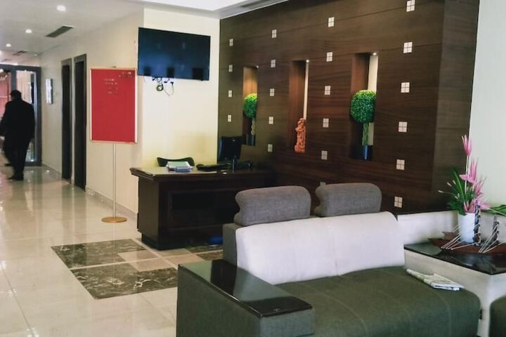 Hotel Interior 4 of 15