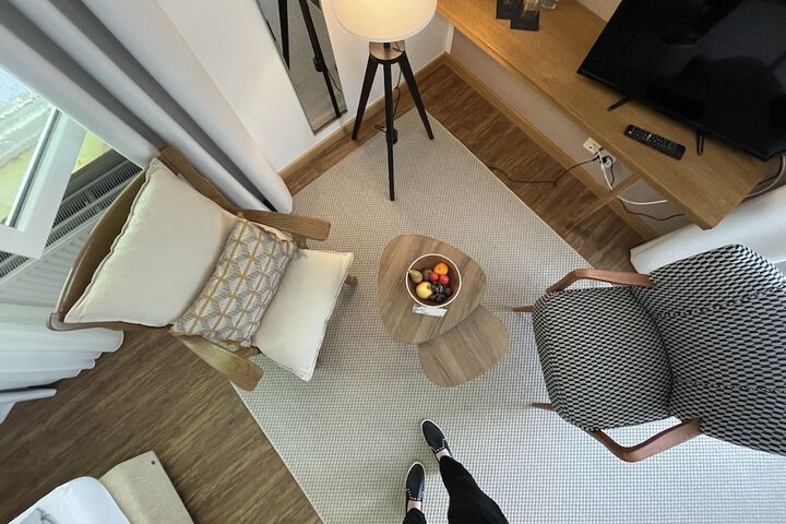 Room 20 of 128