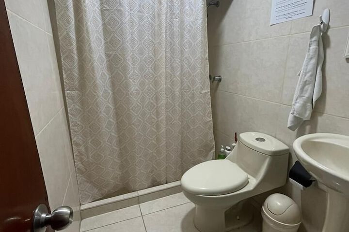 Room 123 of 178