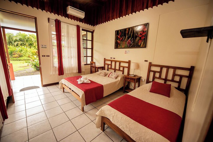 Room 4 of 23