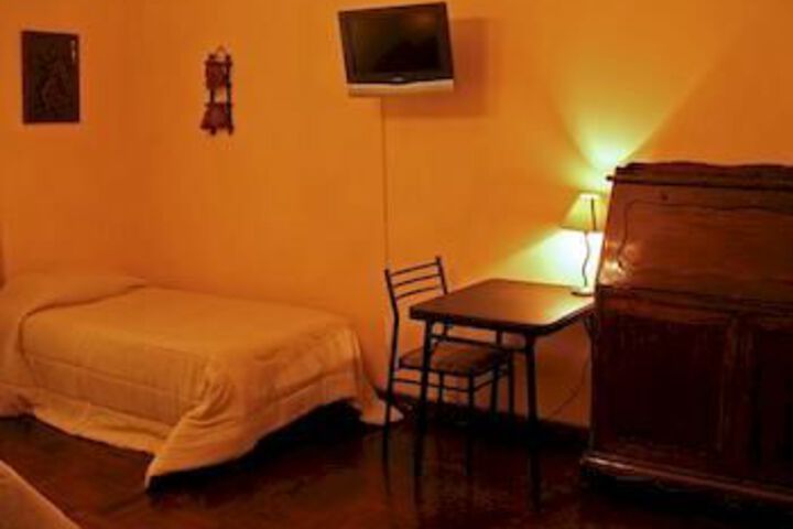 Room 11 of 43