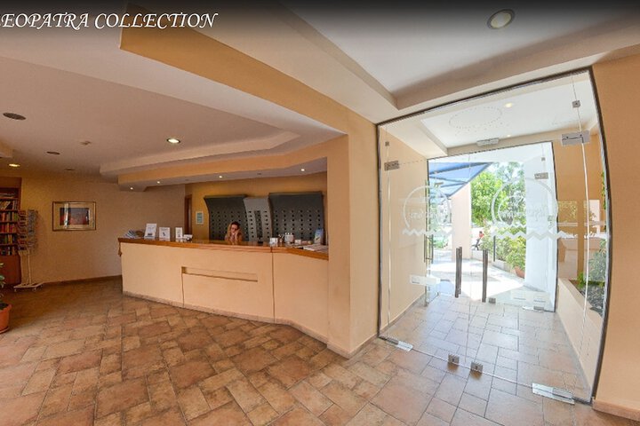 Hotel 2 of 44