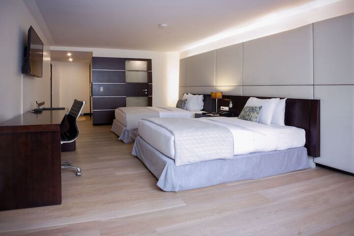 Room 11 of 35