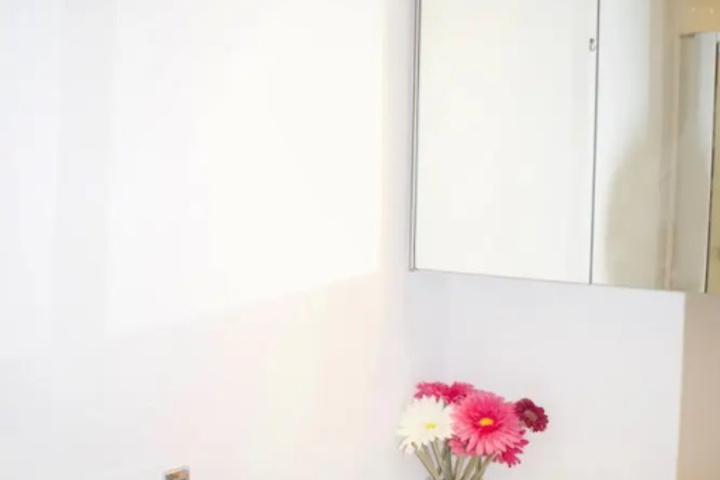 Room 8 of 14