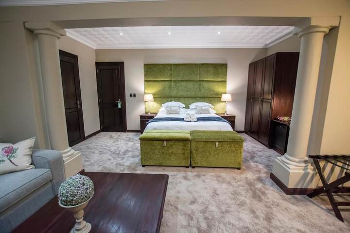 Room 21 of 59