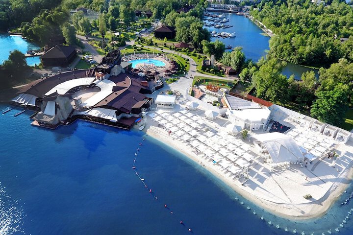 Bartolomeo Best River Resort