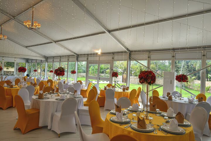 Ballroom/Hall 74 of 93