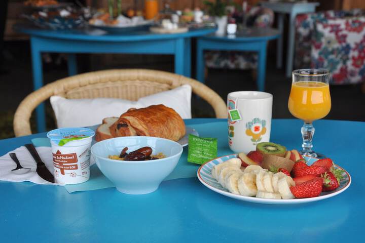 Breakfast/Coffee Service 118 of 177