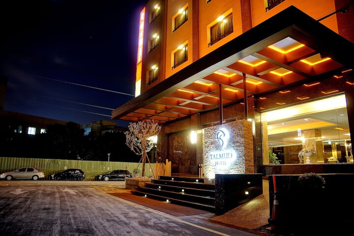 Hotel 53 of 56