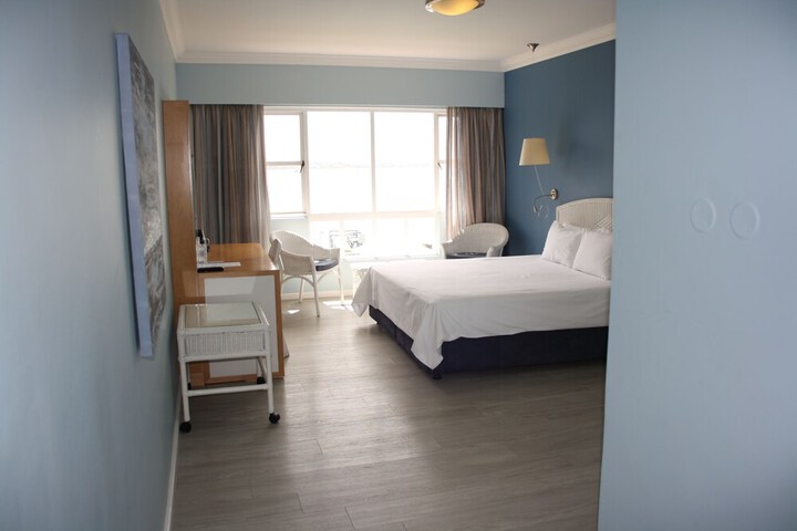 Room 14 of 63