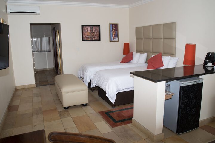 Room 20 of 133