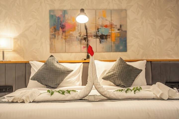 Room 26 of 100