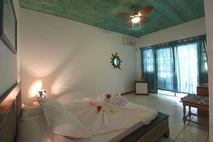 Room 14 of 40